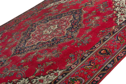 3533 - 9'11" x 13'1"