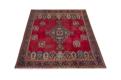 3545 - 9'10" x 9'10"