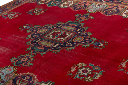 3545 - 9'10" x 9'10"