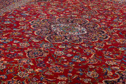 3557 - 10'2" x 12'10"