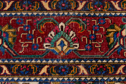 3560 - 9'11" x 12'6"