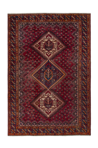 3670 - 6'11" x 10'3"