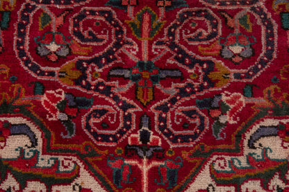 3701 - 6'11" x 9'10"