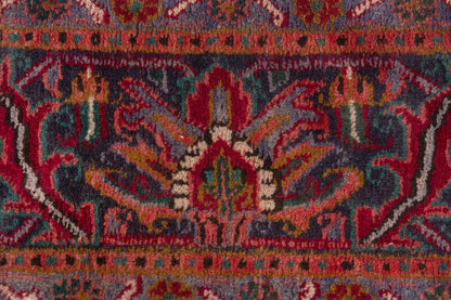 3701 - 6'11" x 9'10"