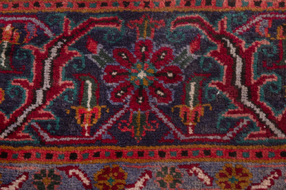 3701 - 6'11" x 9'10"