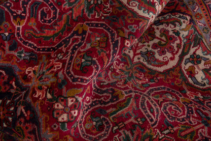 3701 - 6'11" x 9'10"