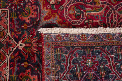 3701 - 6'11" x 9'10"