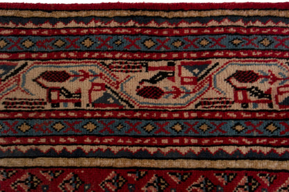 3739 - 7'3" x 10'11"