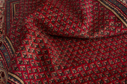 3739 - 7'3" x 10'11"