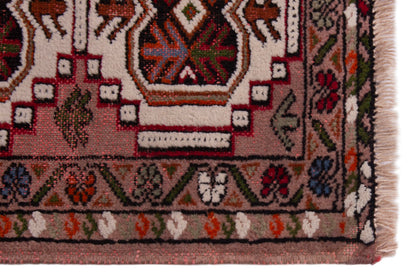 3845 - 1'11" x 2'10"