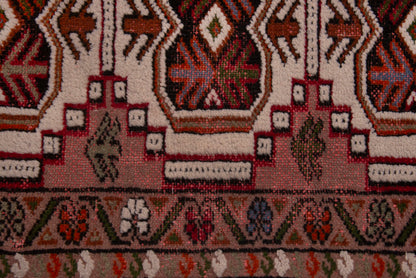 3845 - 1'11" x 2'10"