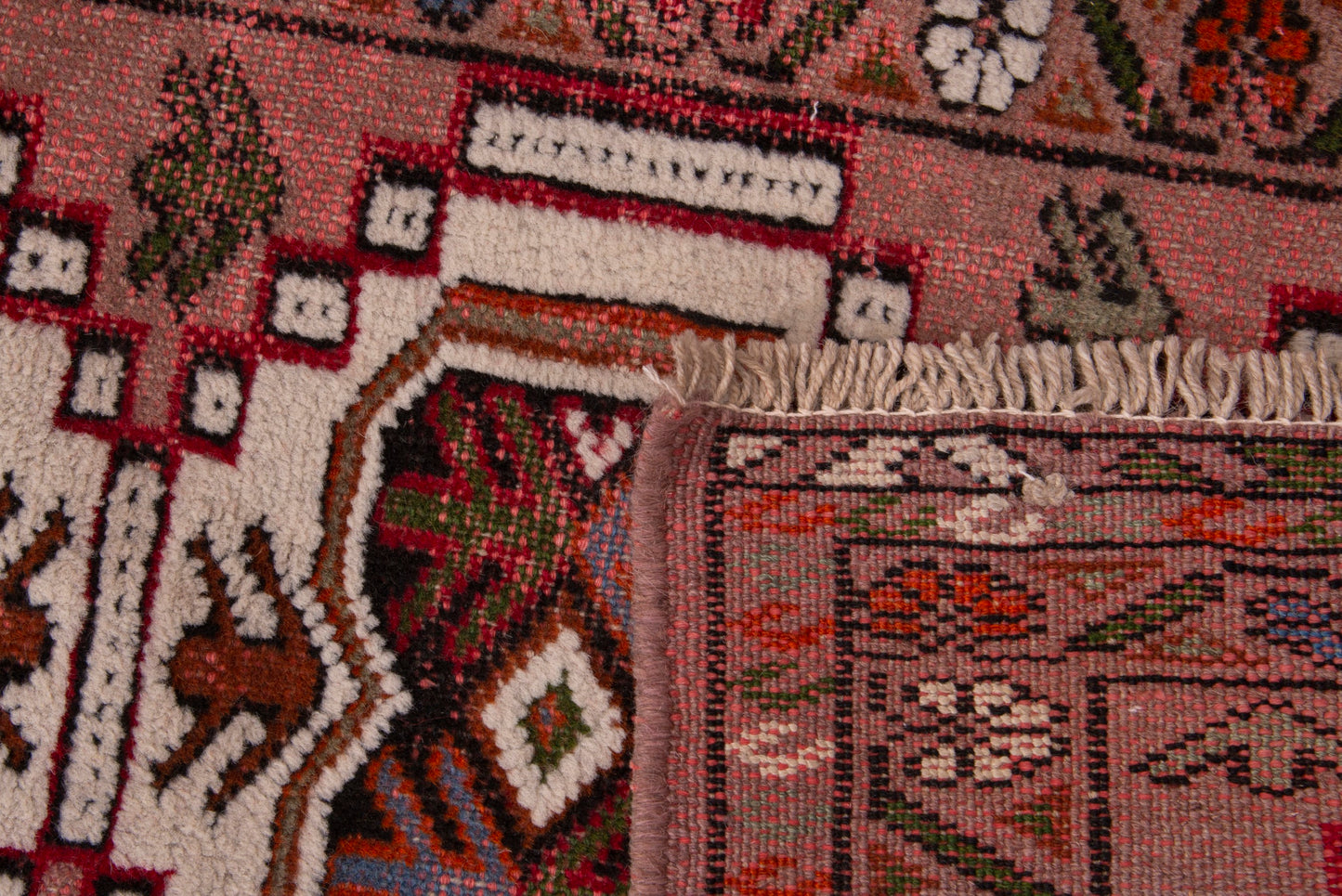 3845 - 1'11" x 2'10"