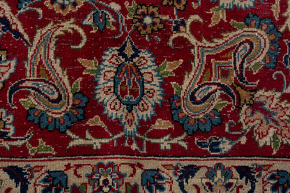 3904 - 9'9" x 13'11"