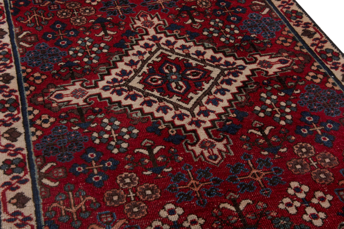 3976 - 1'10" x 4'11"