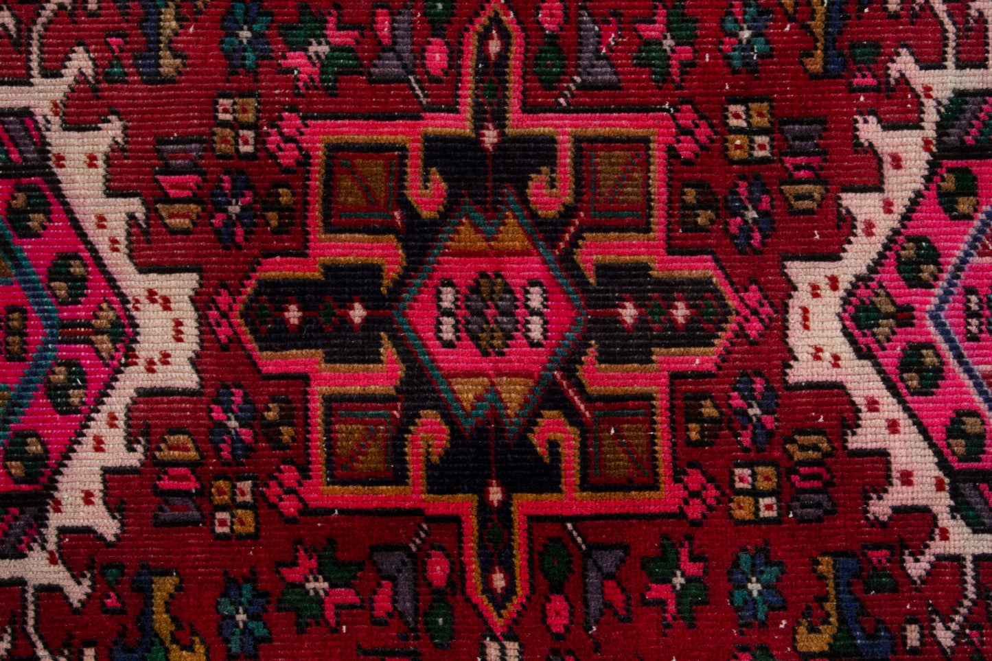 4047 - 2'11" x 8'11"