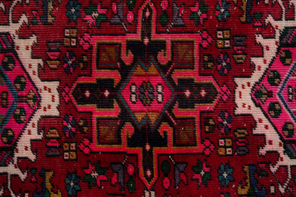 4047 - 2'11" x 8'11"