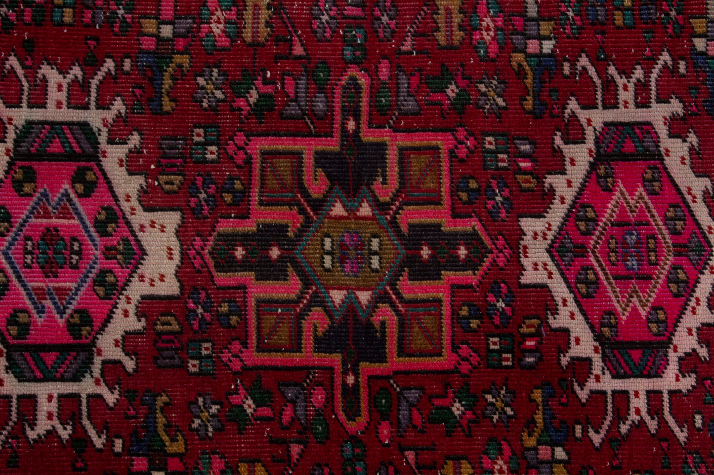 4047 - 2'11" x 8'11"