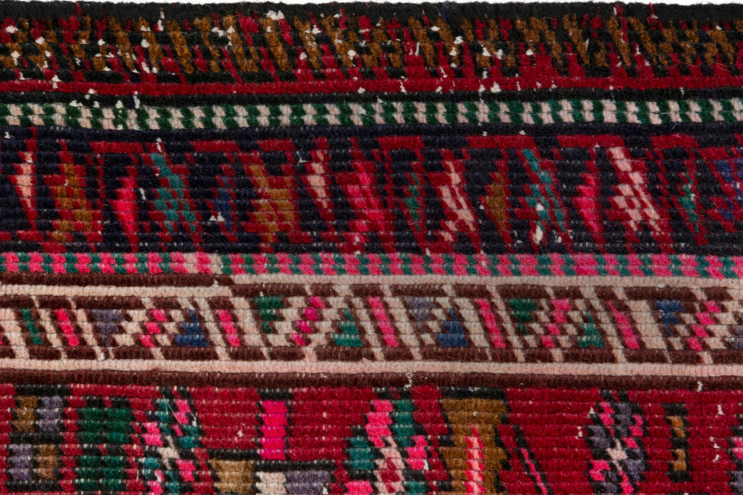 4047 - 2'11" x 8'11"