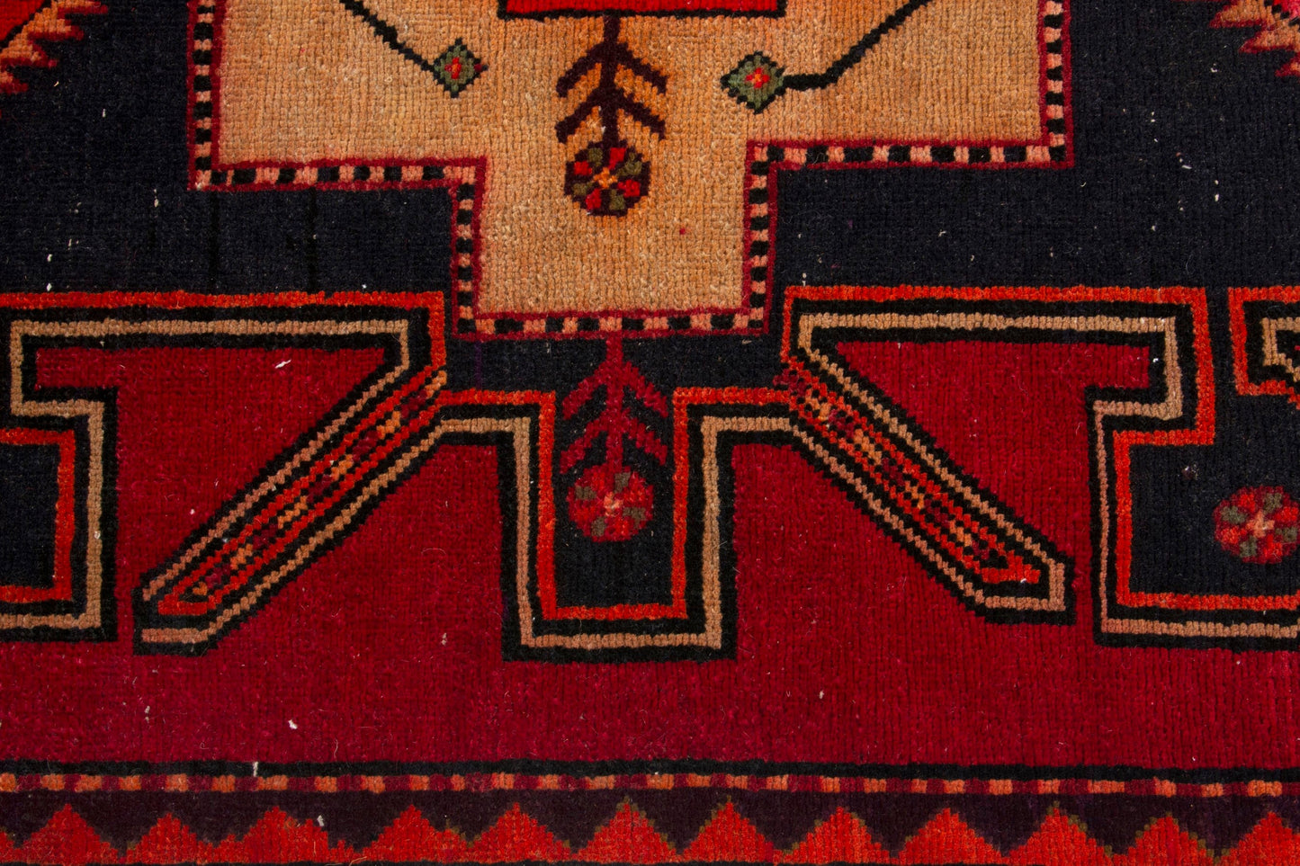 4052 - 2'11" x 9'10"