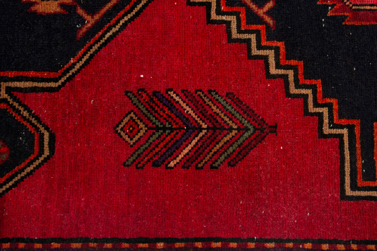 4052 - 2'11" x 9'10"