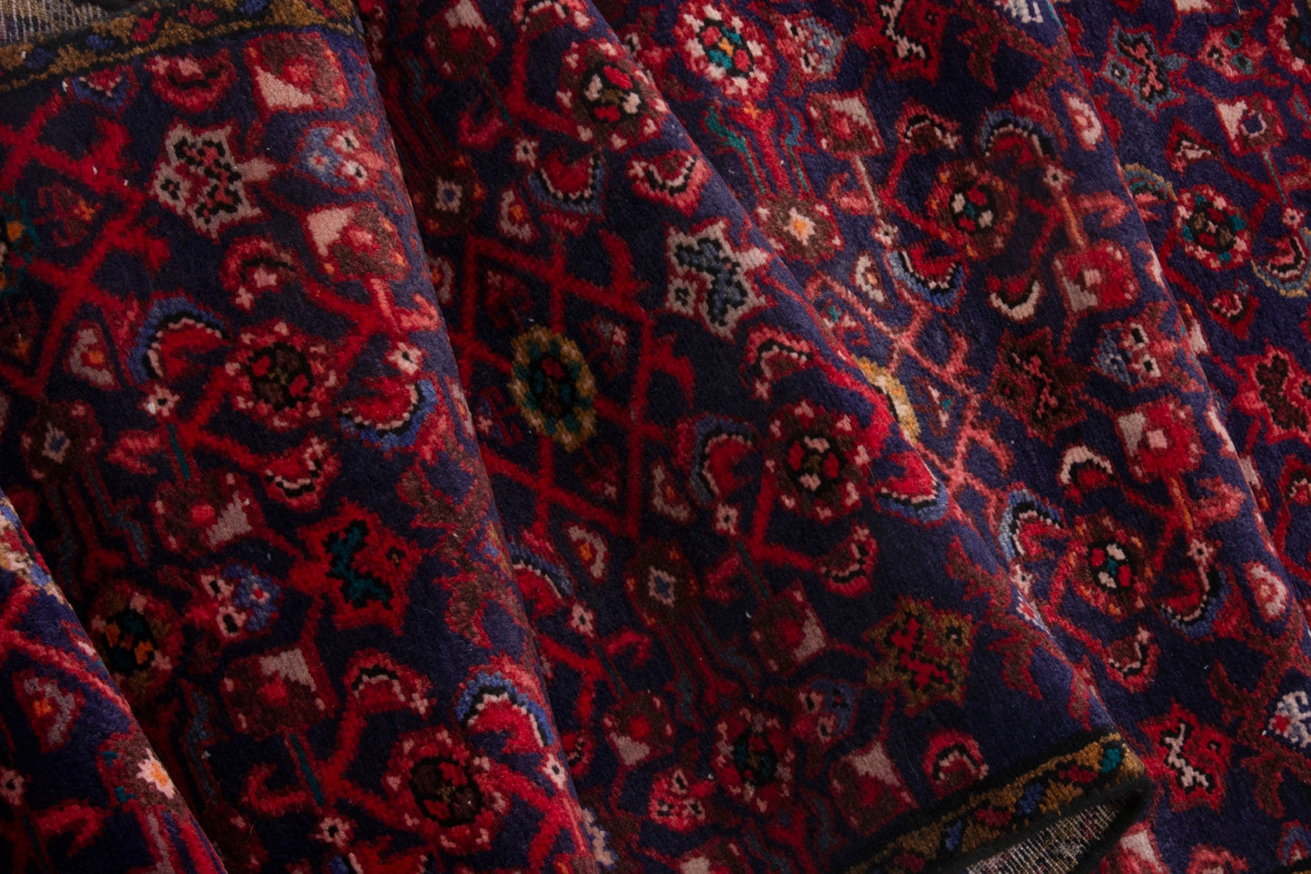 4055 - 1'11" x 9'11"