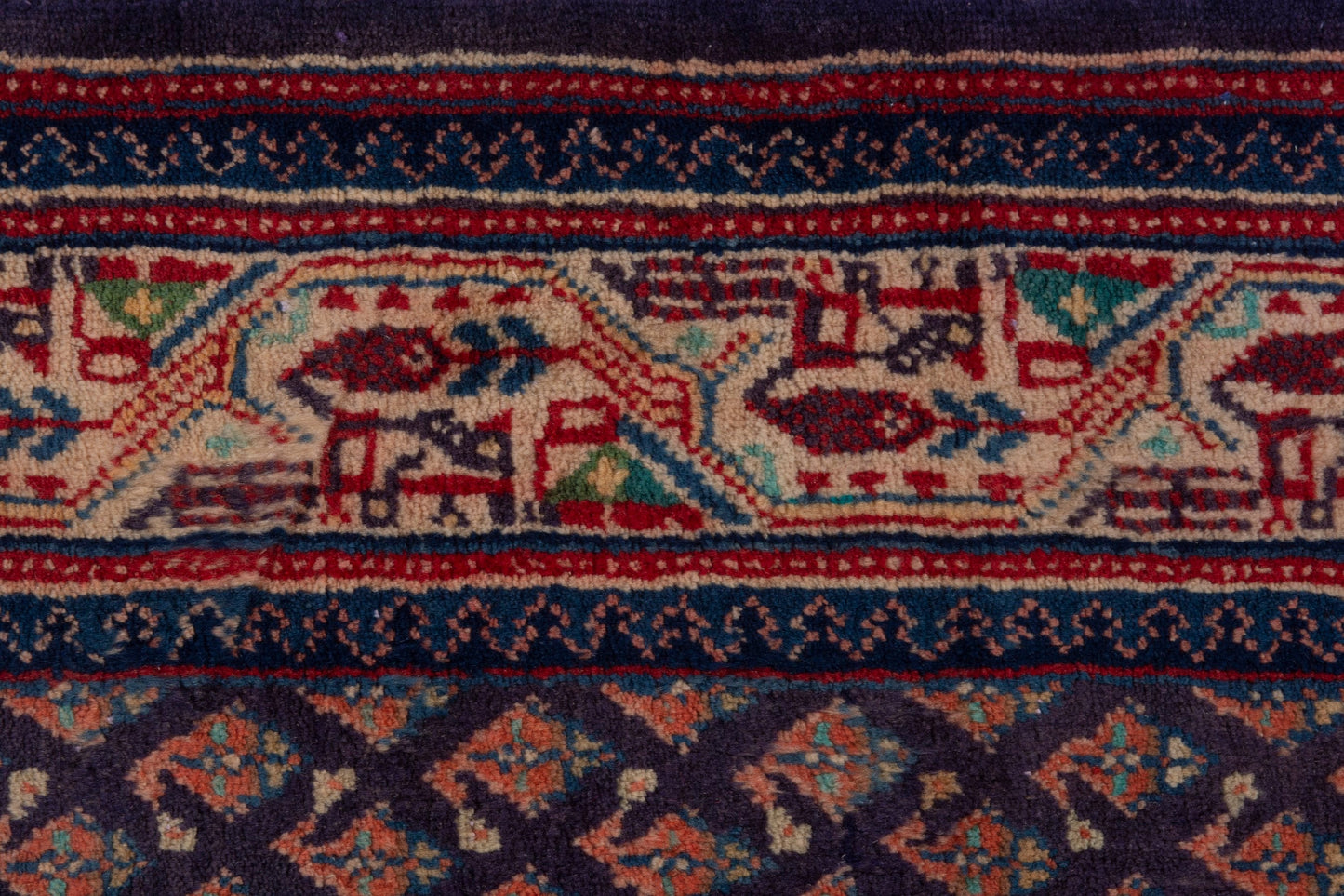 4060 - 3'10" x 11'2"