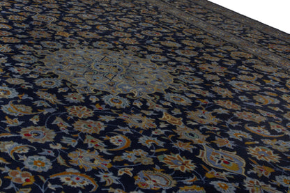 4084 - 10'2" x 16'5"