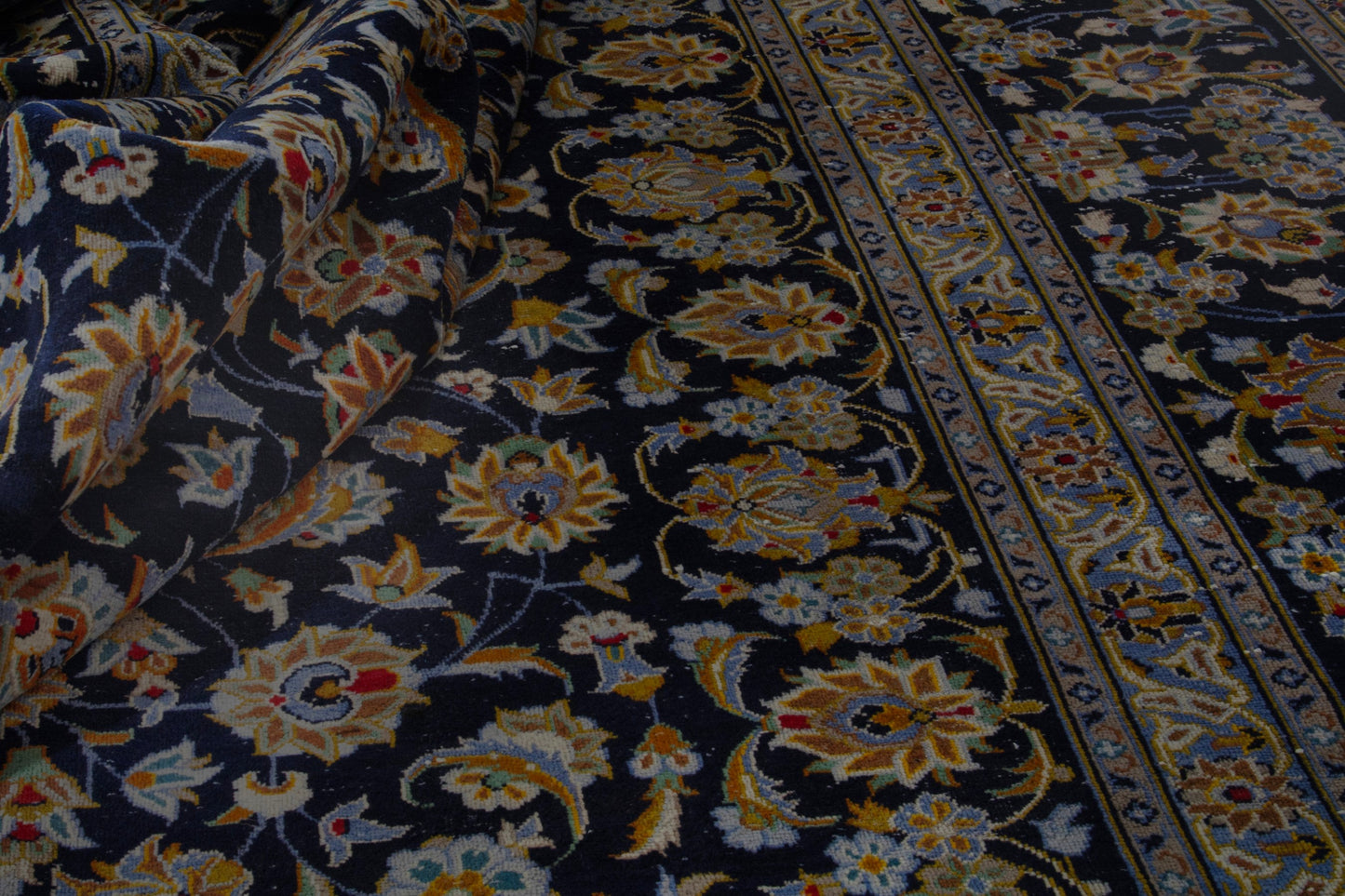 4084 - 10'2" x 16'5"