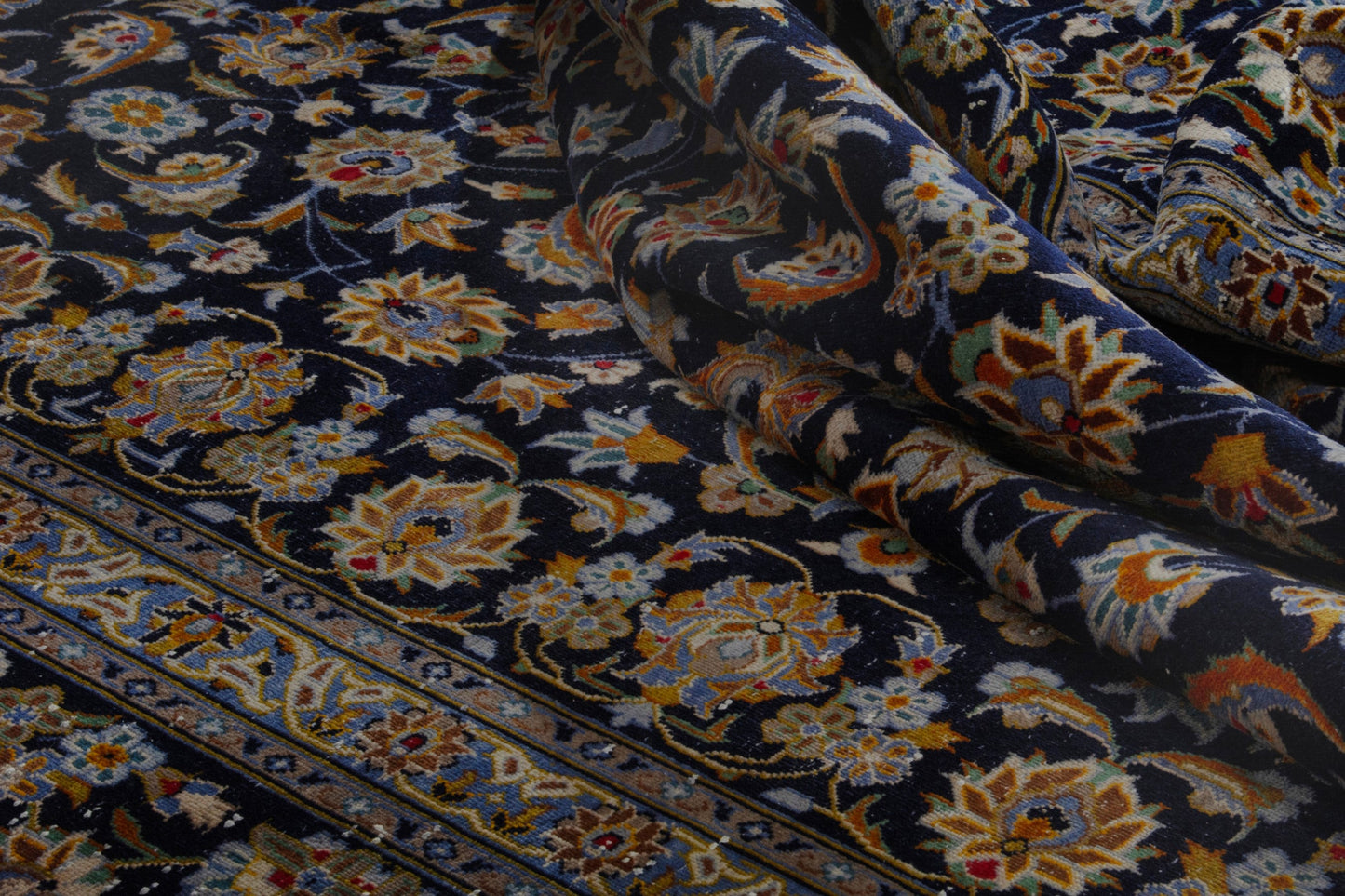 4084 - 10'2" x 16'5"