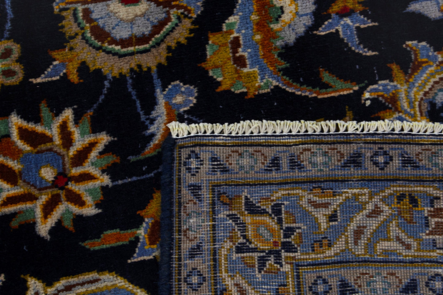 4084 - 10'2" x 16'5"