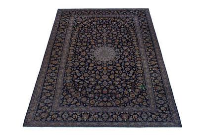 4084 - 10'2" x 16'5"