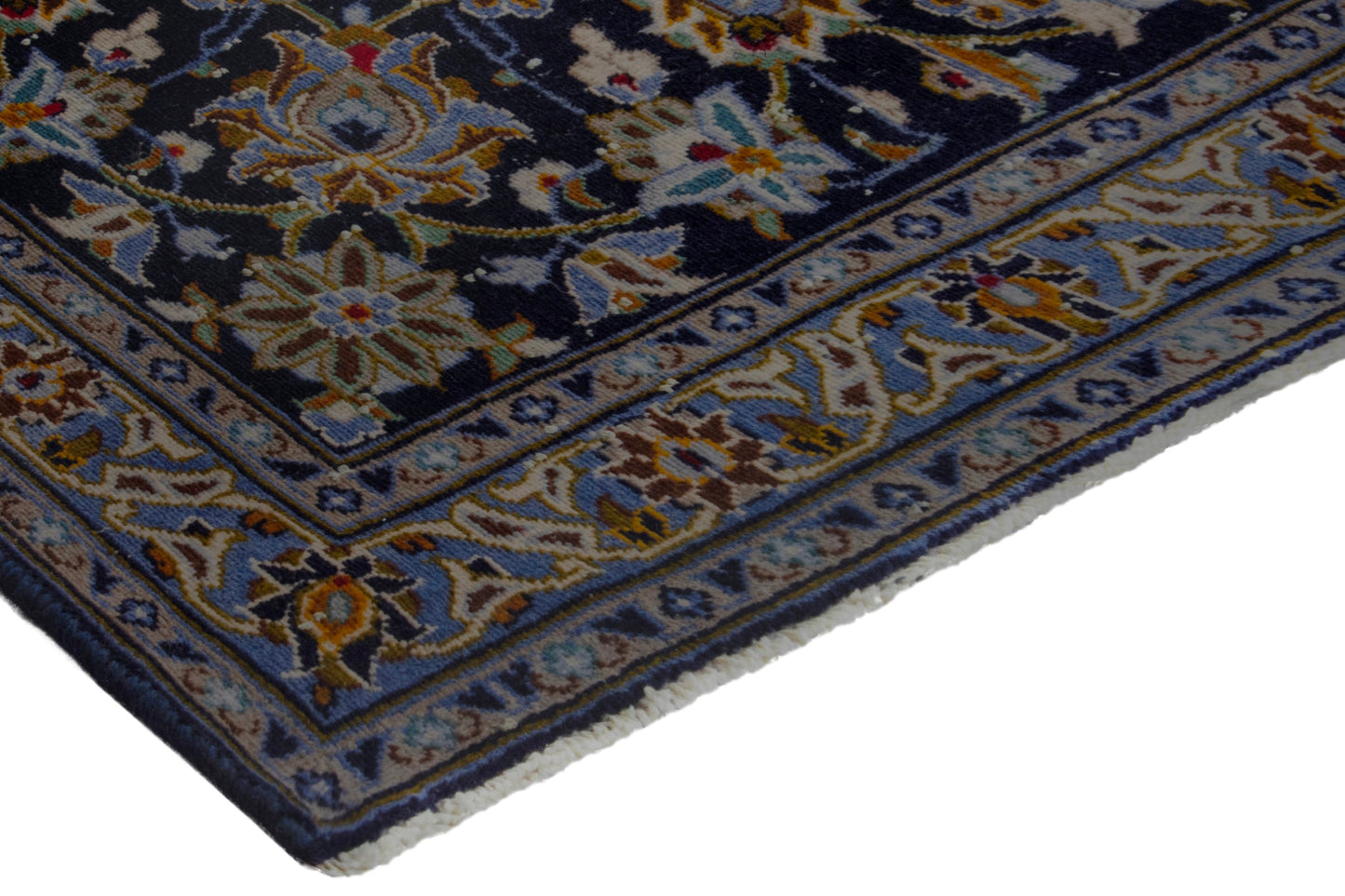 4084 - 10'2" x 16'5"