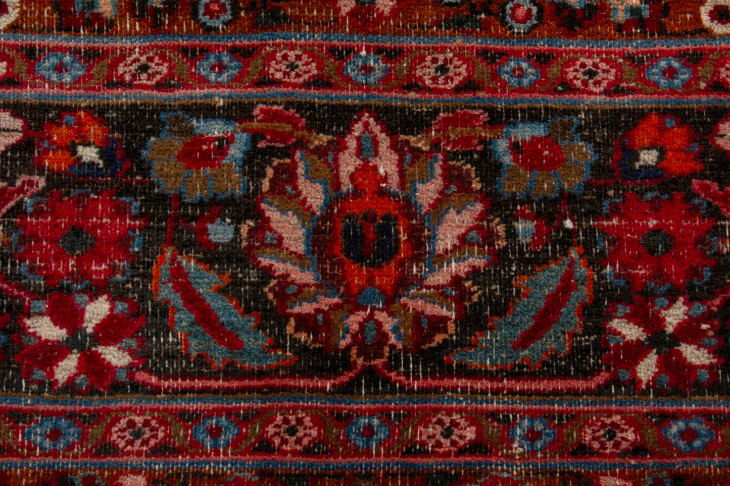 4085 - 10'4" x 14'1"