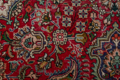 4096 - 7'10" x 11'3"