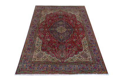 4096 - 7'10" x 11'3"