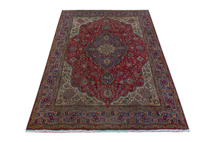 4096 - 7'10" x 11'3"