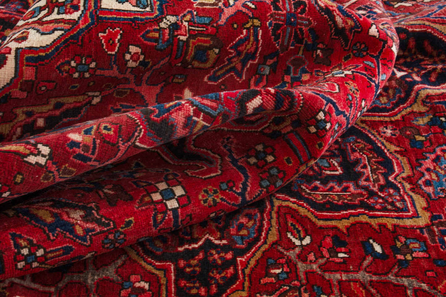 4097 - 8'10" x 13'3"