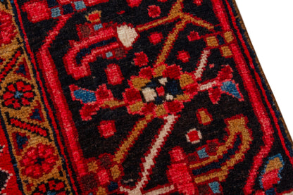 4097 - 8'10" x 13'3"