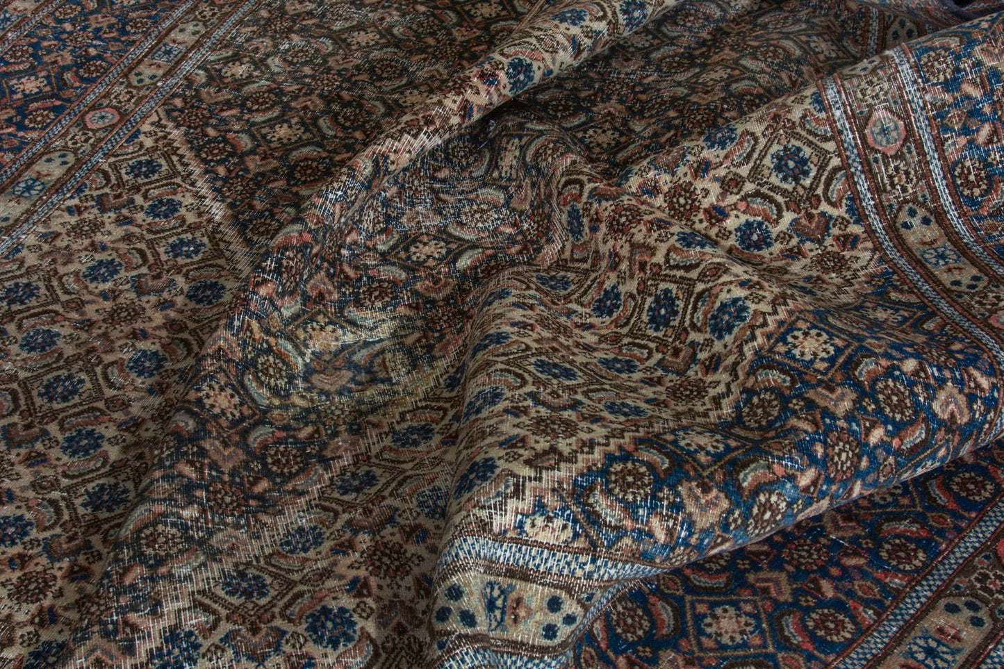 4104 - 8'10" x 12'6"