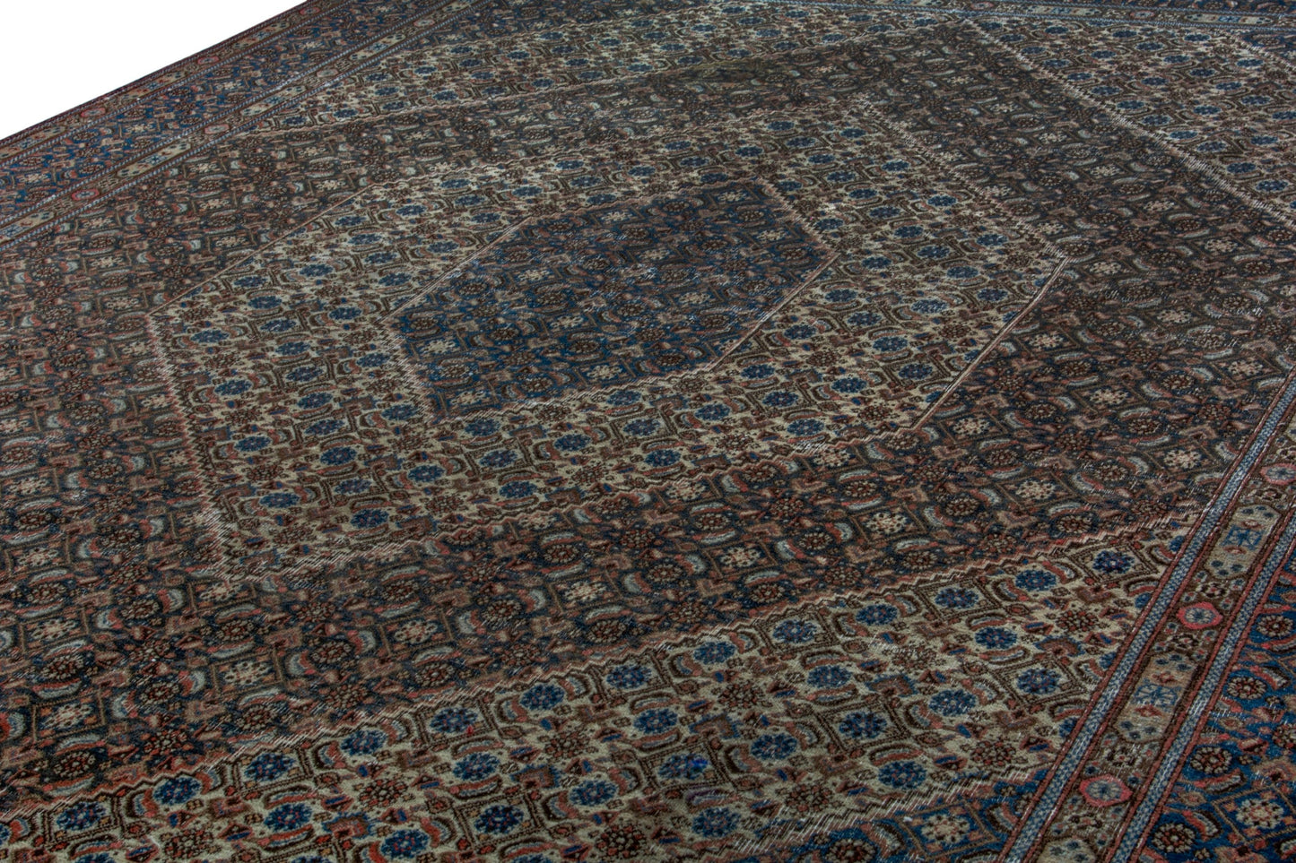 4104 - 8'10" x 12'6"