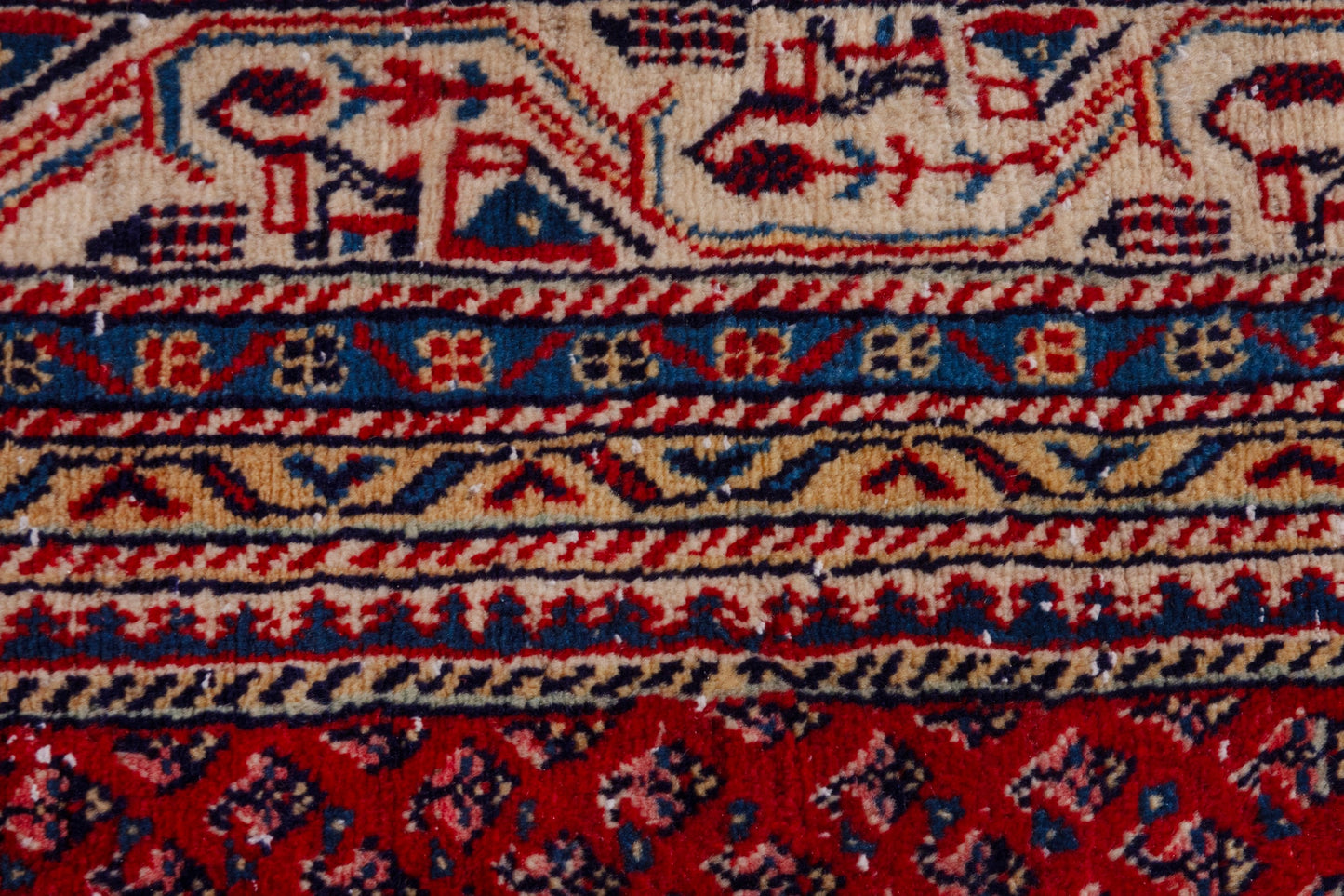 4115 - 7'9" x 10'11"