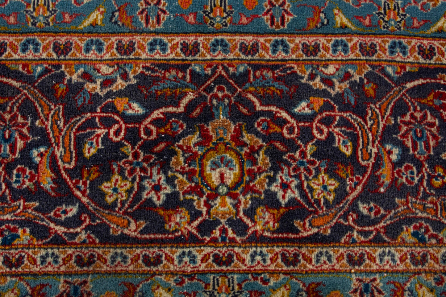 4131 - 9'10" x 14'7"