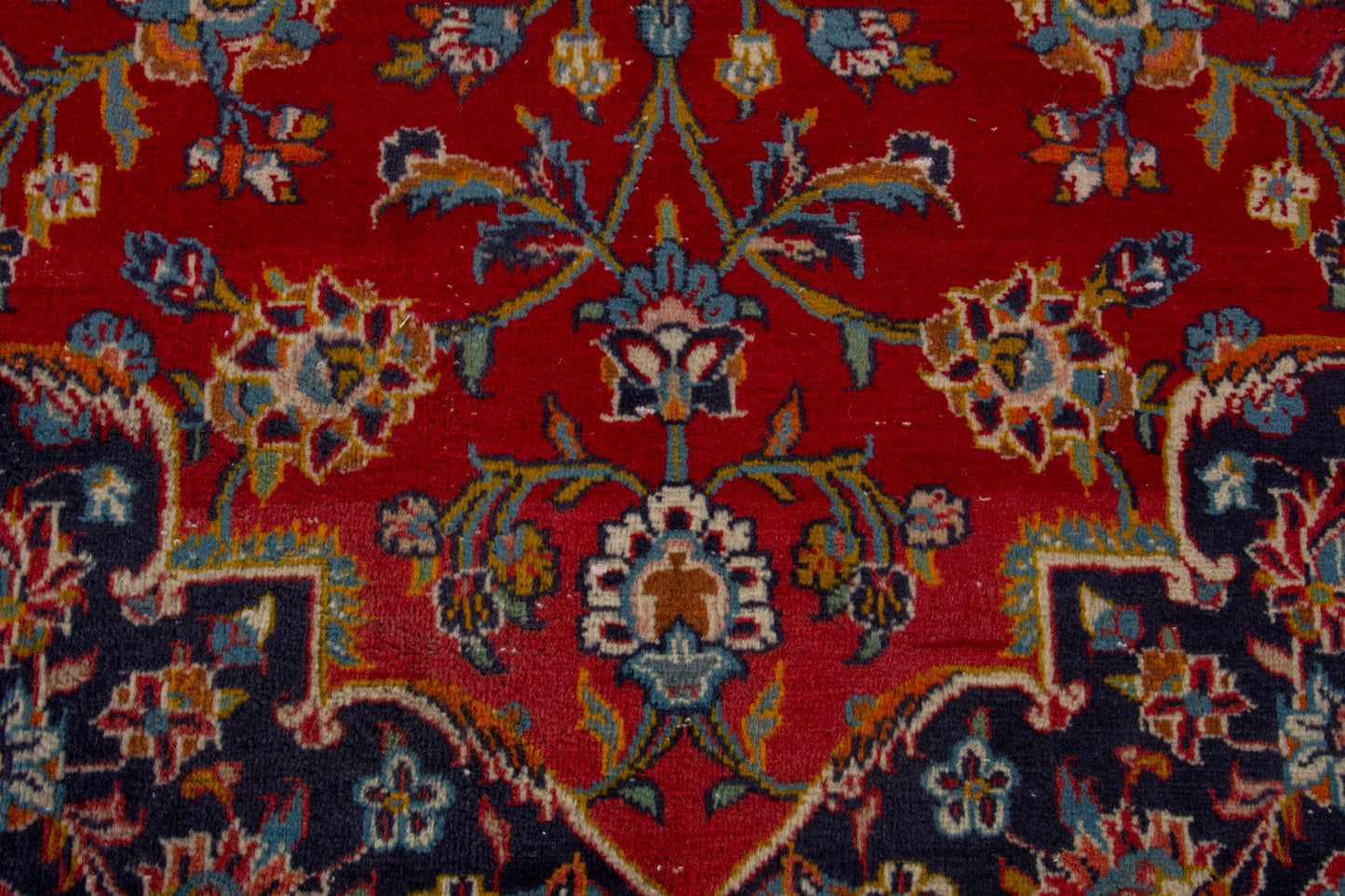 4131 - 9'10" x 14'7"