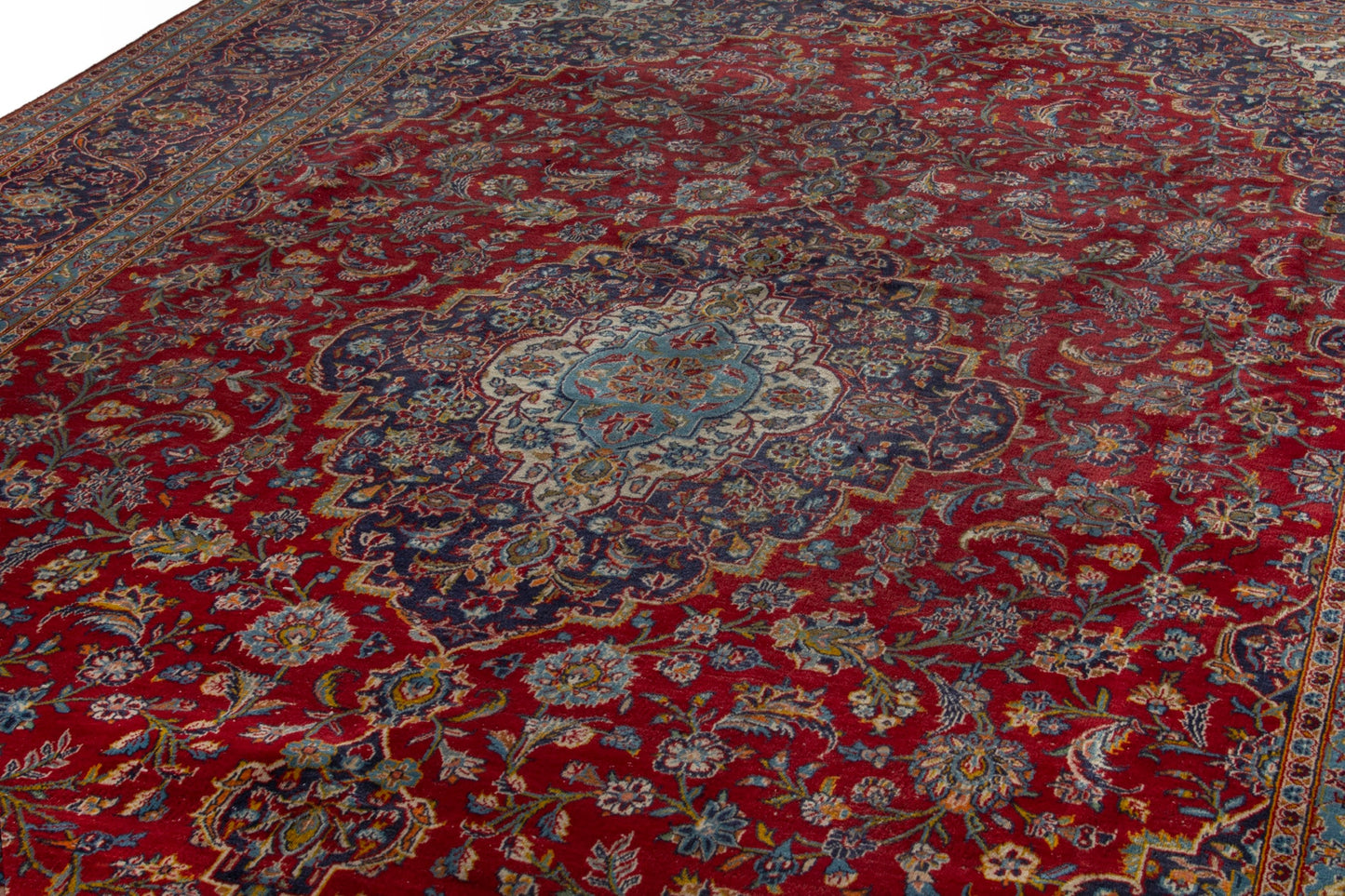 4131 - 9'10" x 14'7"