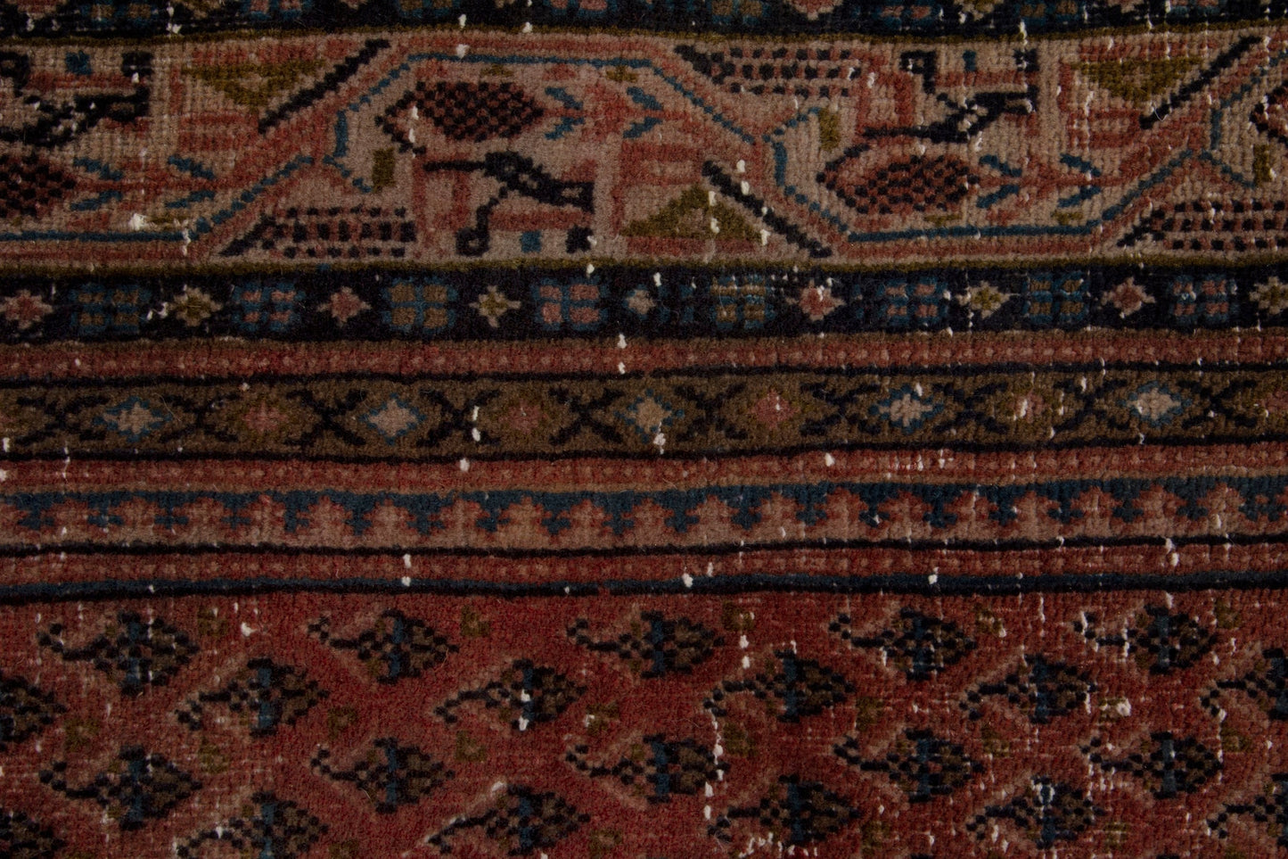 4137 - 6'7" x 10'10"