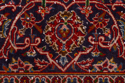 4147 - 9'10" x 13'5"