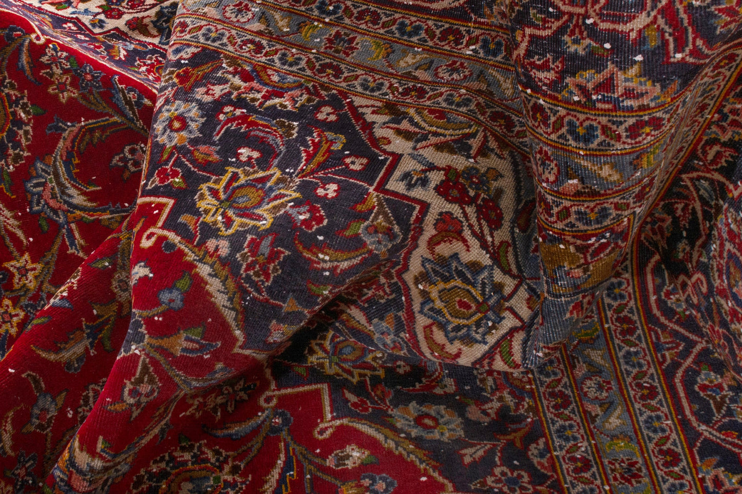 4147 - 9'10" x 13'5"