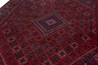 4148 - 6'9" x 11'11"