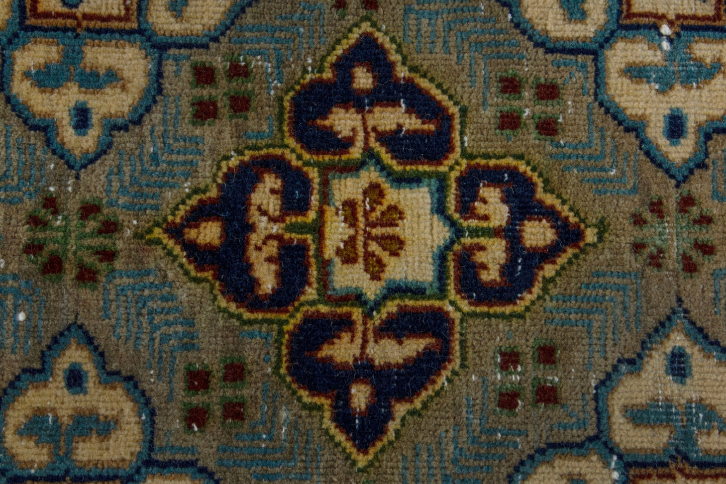 4154 - 11'3" x 11'9"