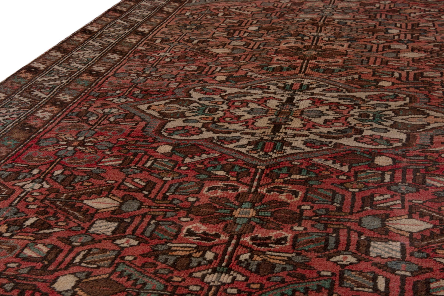 4226 - 4'11" x 10'4"